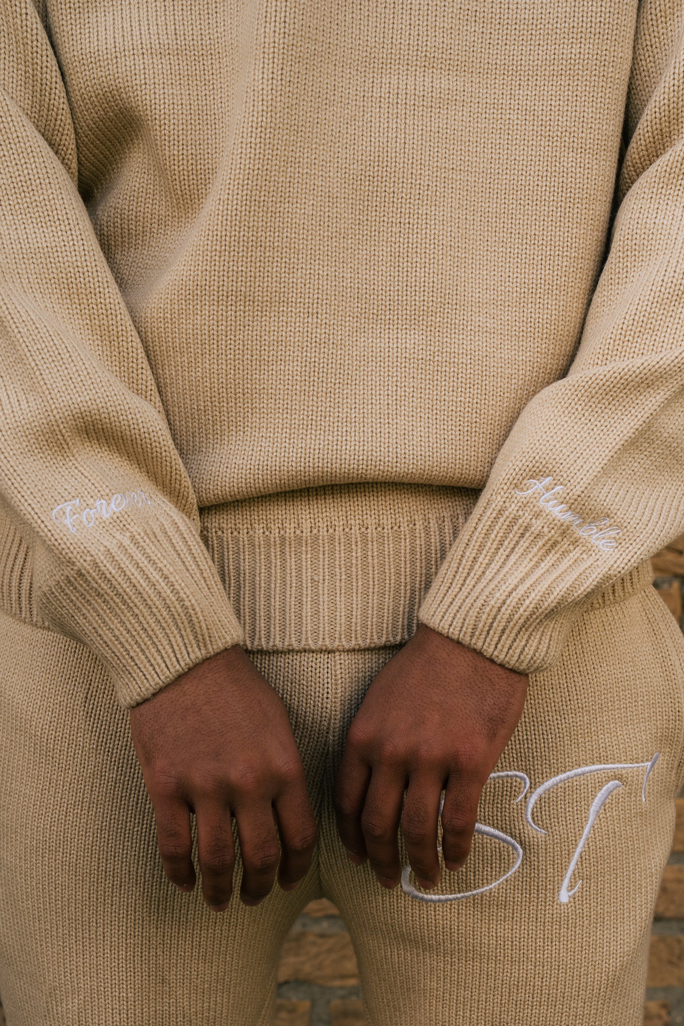 ST District knitted sweater